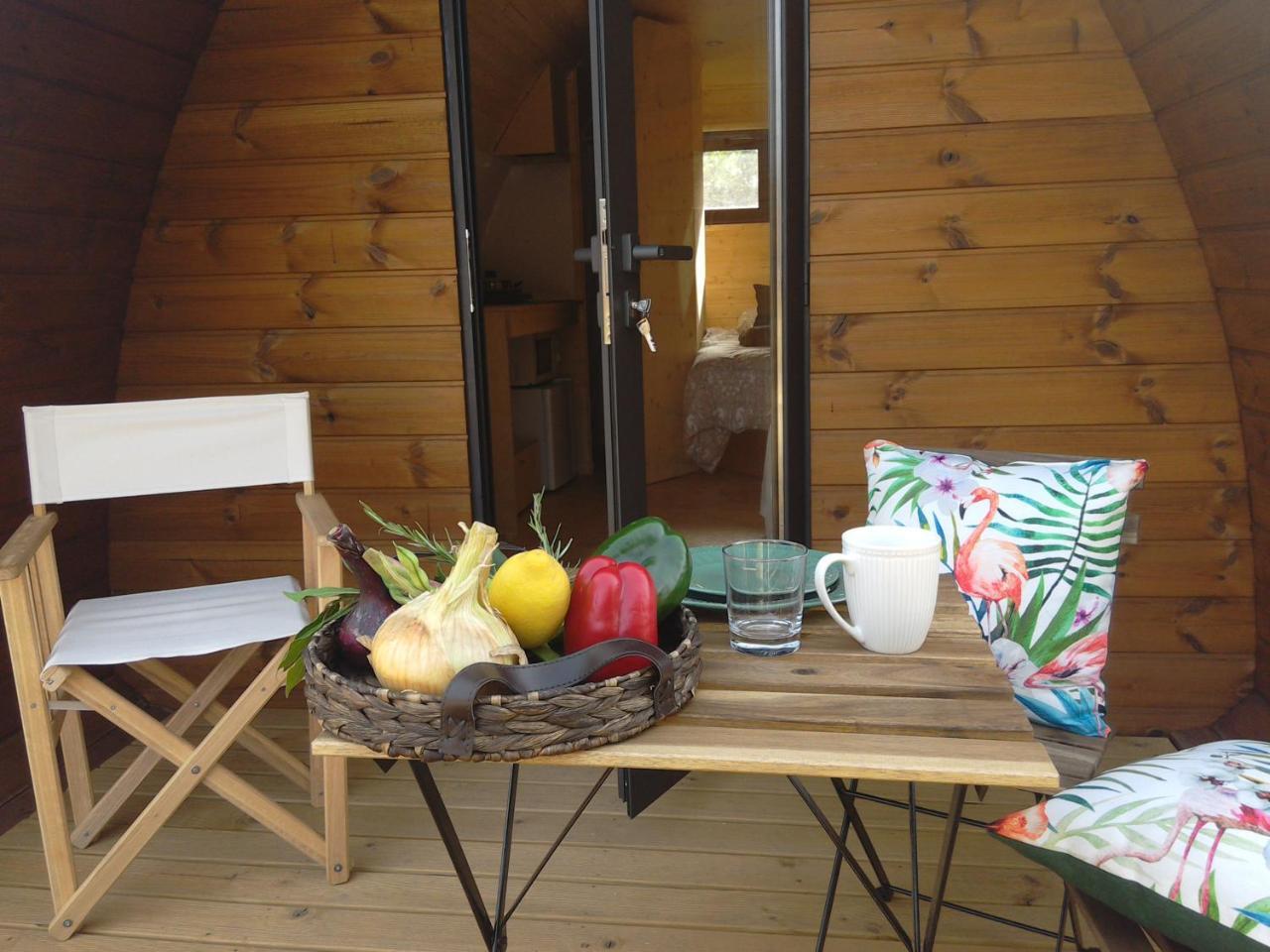 Glamping Hills Hotel Santa Comba de Rossas Bagian luar foto