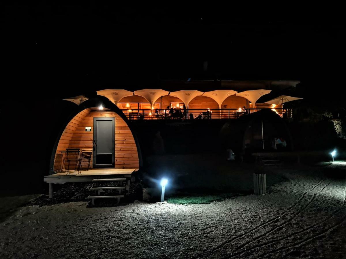 Glamping Hills Hotel Santa Comba de Rossas Bagian luar foto