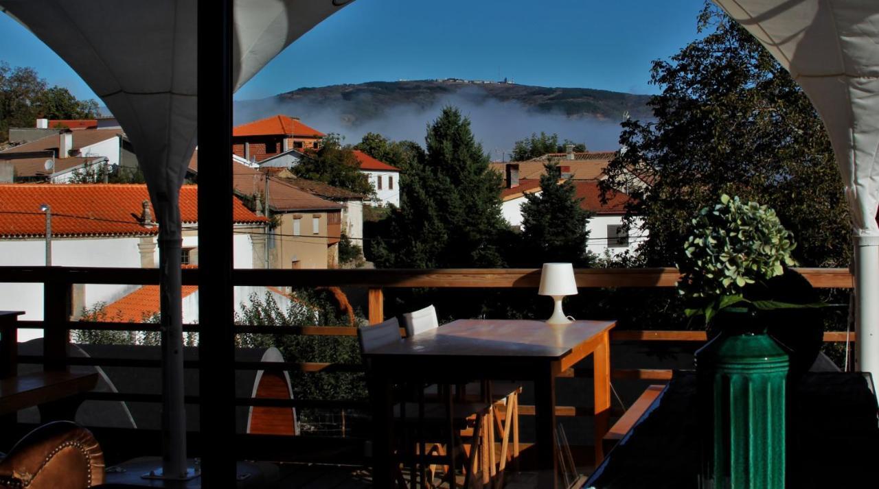 Glamping Hills Hotel Santa Comba de Rossas Bagian luar foto