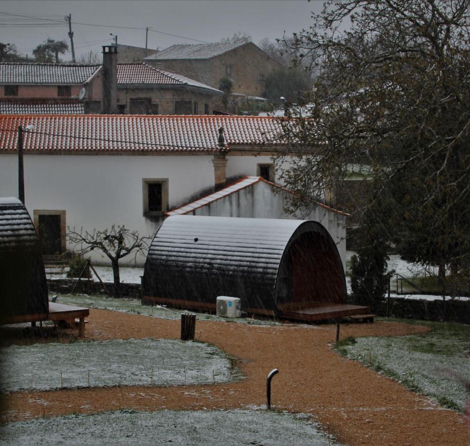 Glamping Hills Hotel Santa Comba de Rossas Bagian luar foto